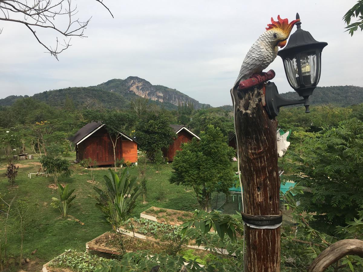 Kum Nangpaya Hotel Kaeng Krachan Exterior photo